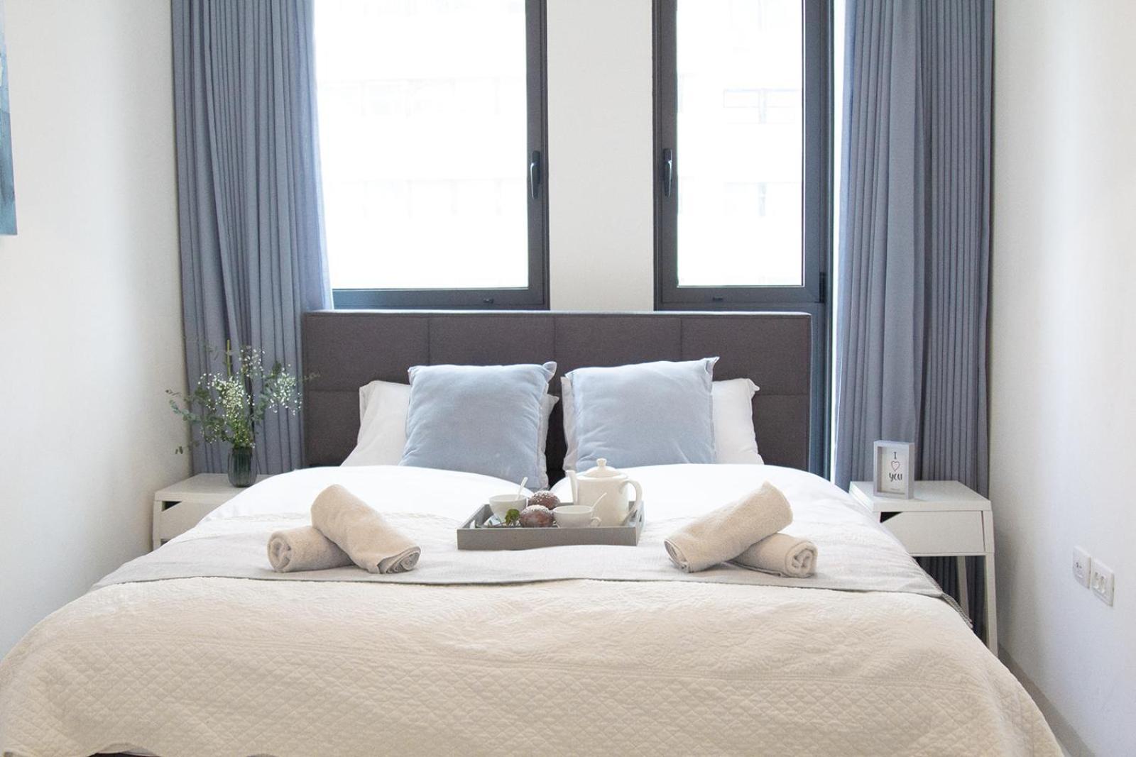 Jtower Royal Suites - Alefimmoed Jerusalem Exteriör bild