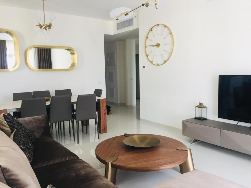 Jtower Royal Suites - Alefimmoed Jerusalem Exteriör bild