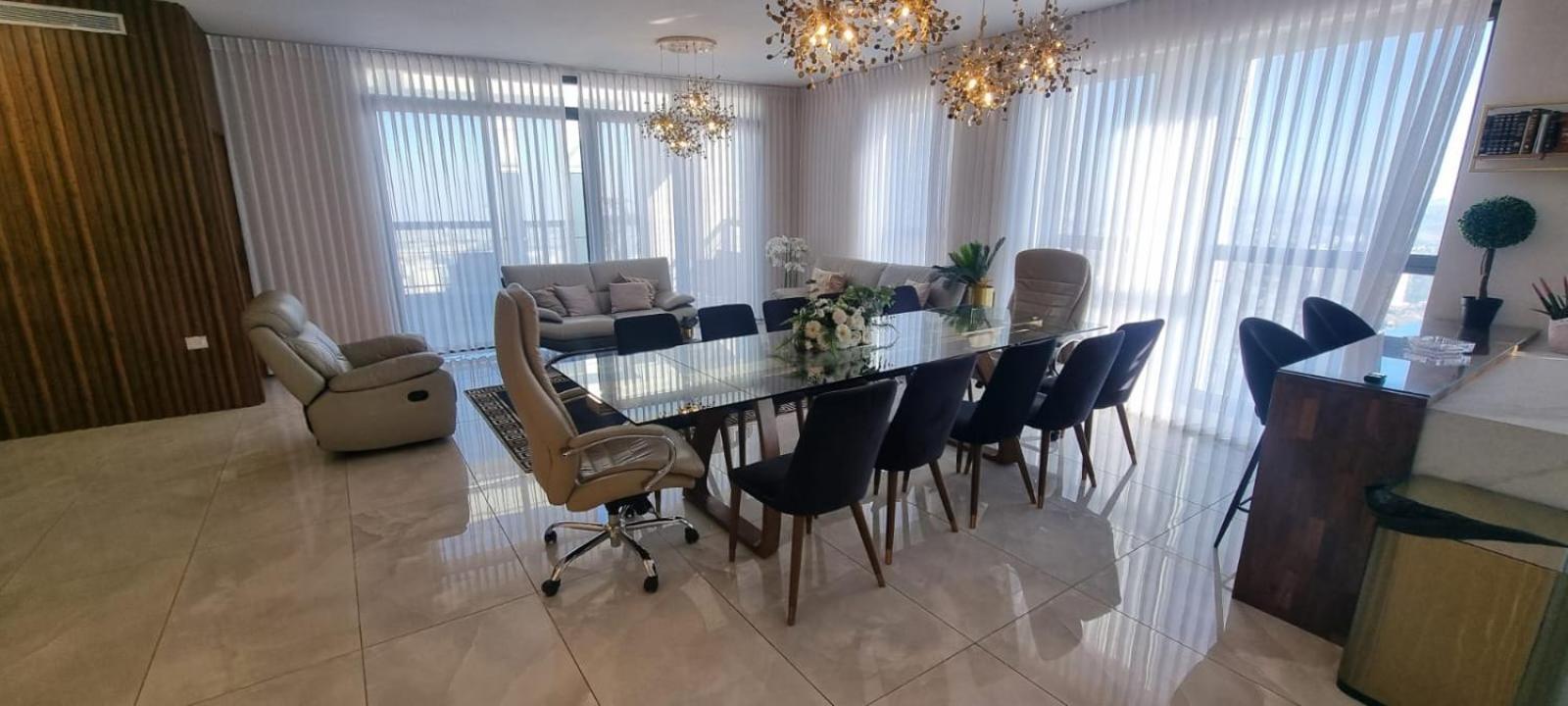 Jtower Royal Suites - Alefimmoed Jerusalem Exteriör bild